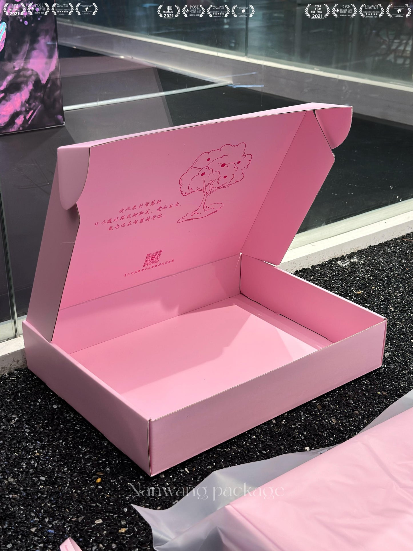 The soft pink packaging design is absolutely adorable and effectively conveys the brand philosophy.
