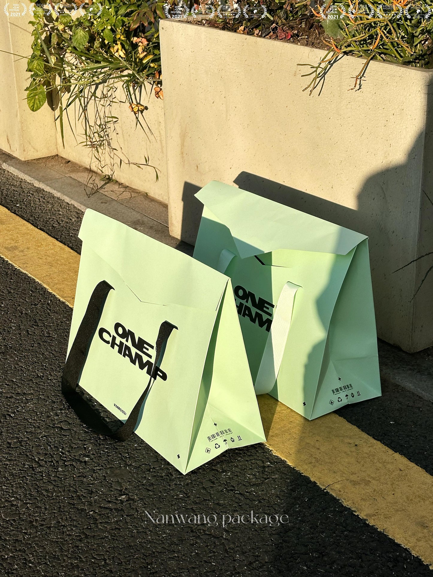 Mint green exquisite limited atmosphere tote bag