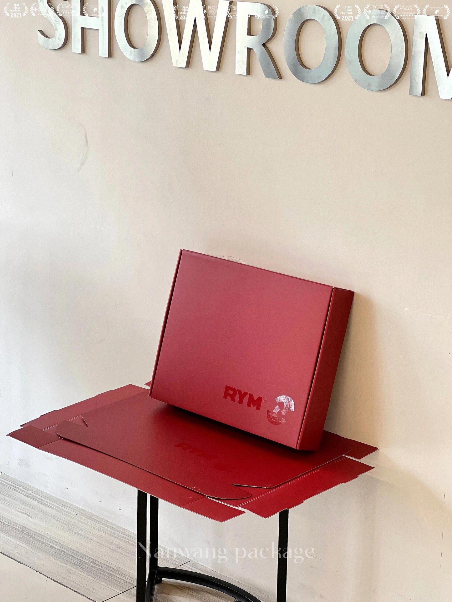 "Red" Won’t Go Unnoticed❗ Dominant Screen-Taking Colorful Airplane Boxes Launching Now~