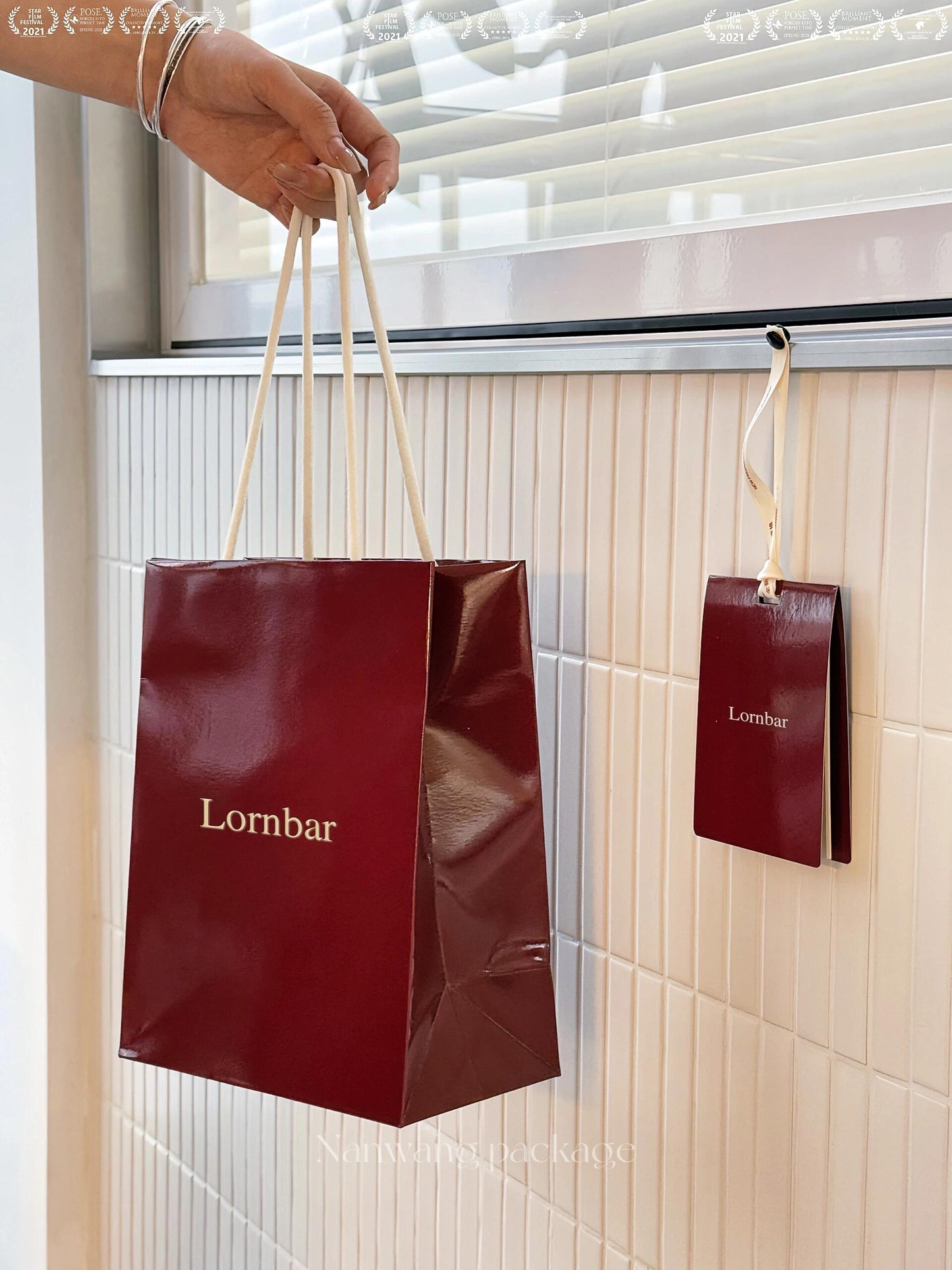 A tote bag that turns heads 100% of the time
