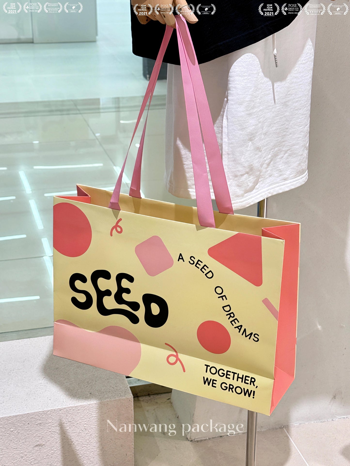 Gentle Dopamine Color Palette packagingbag🎨 Elevate Your Spring-Summer Vibes 💕 Showstopping Beauty
