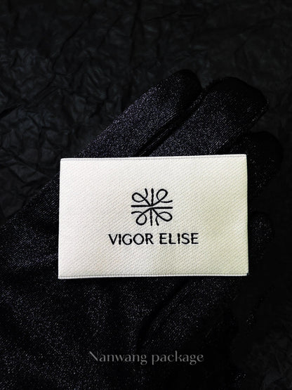 High-end all-match collar label