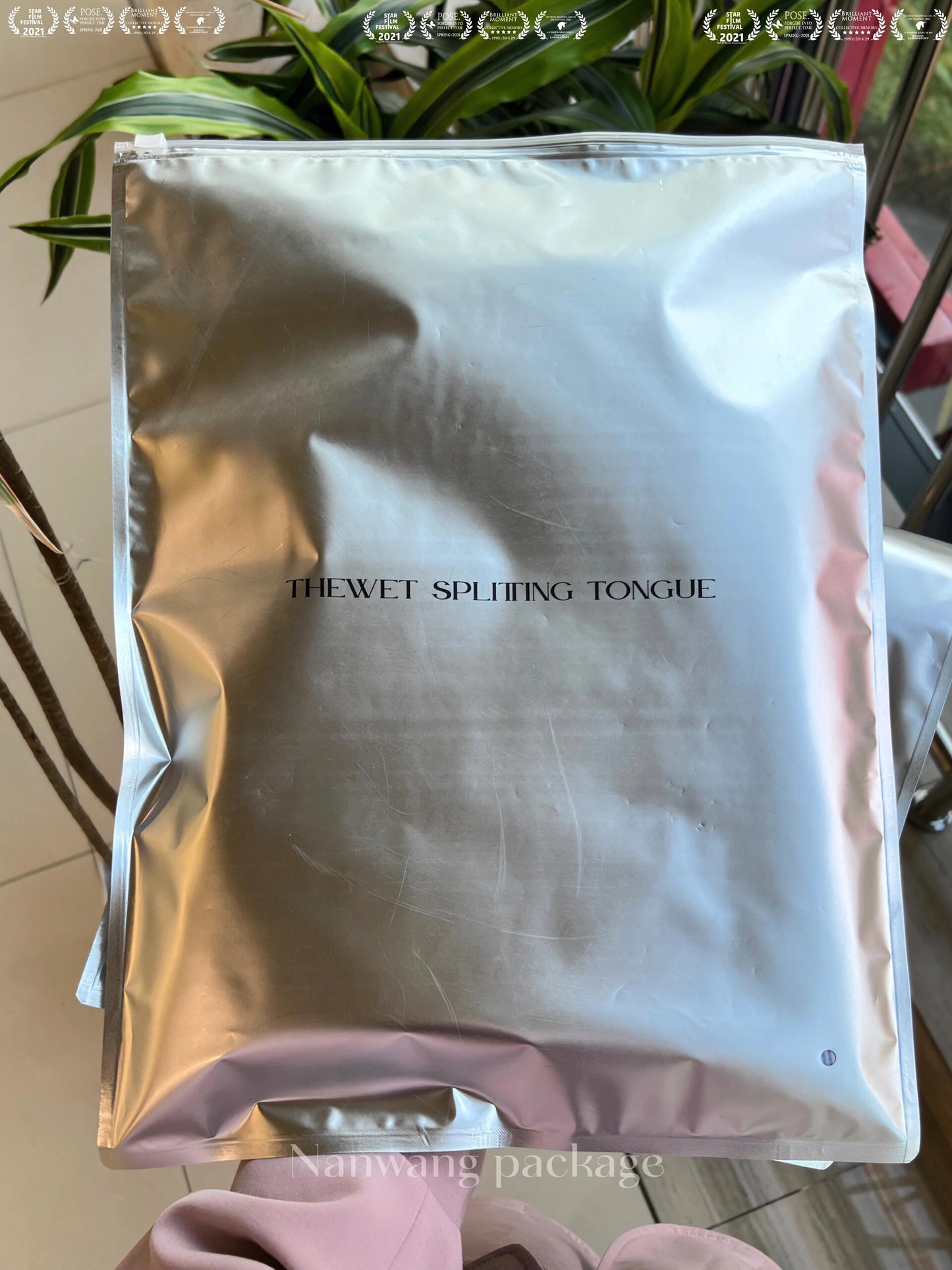 The silver packaging looks absolutely premium! The metallic texture is next level~