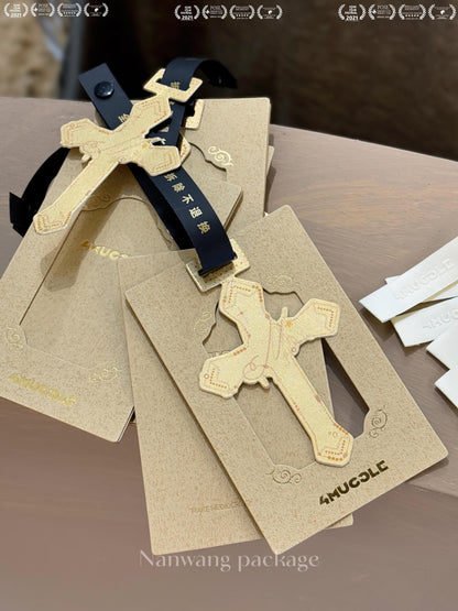 Vintage Y2K Anti-Tamper Clothing Tags | Creative, Unique & Edgy Designs