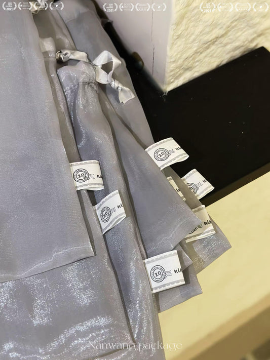 High-end fashion sense 🖤 This niche organza drawstring pouch is absolutely stunning!