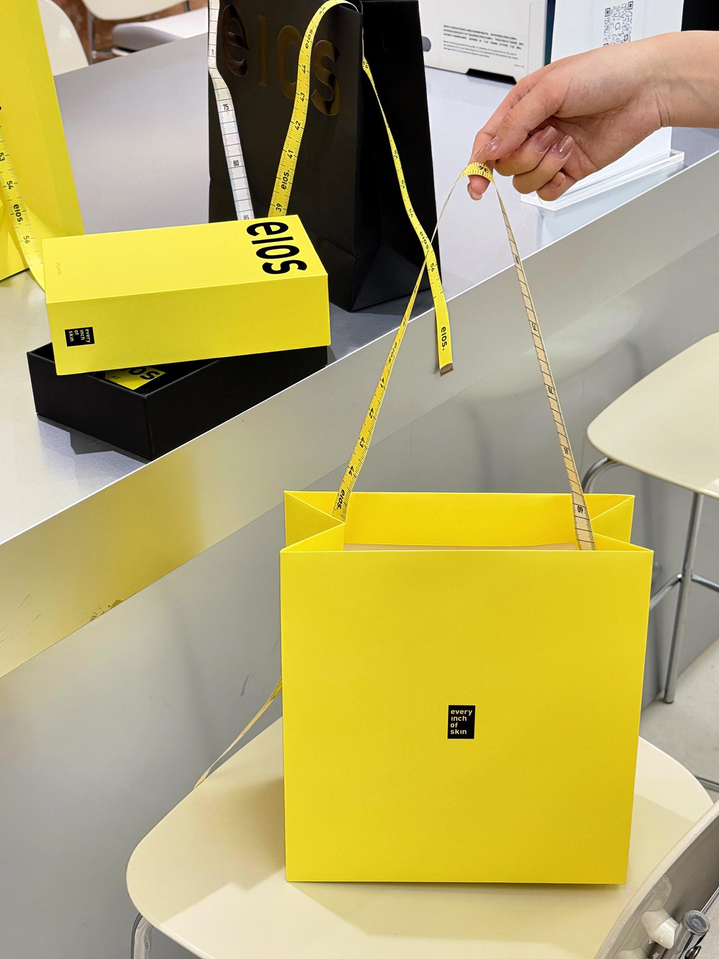 EIOS 💛 Creative Sharing | Measure Fashion, Carry Personality