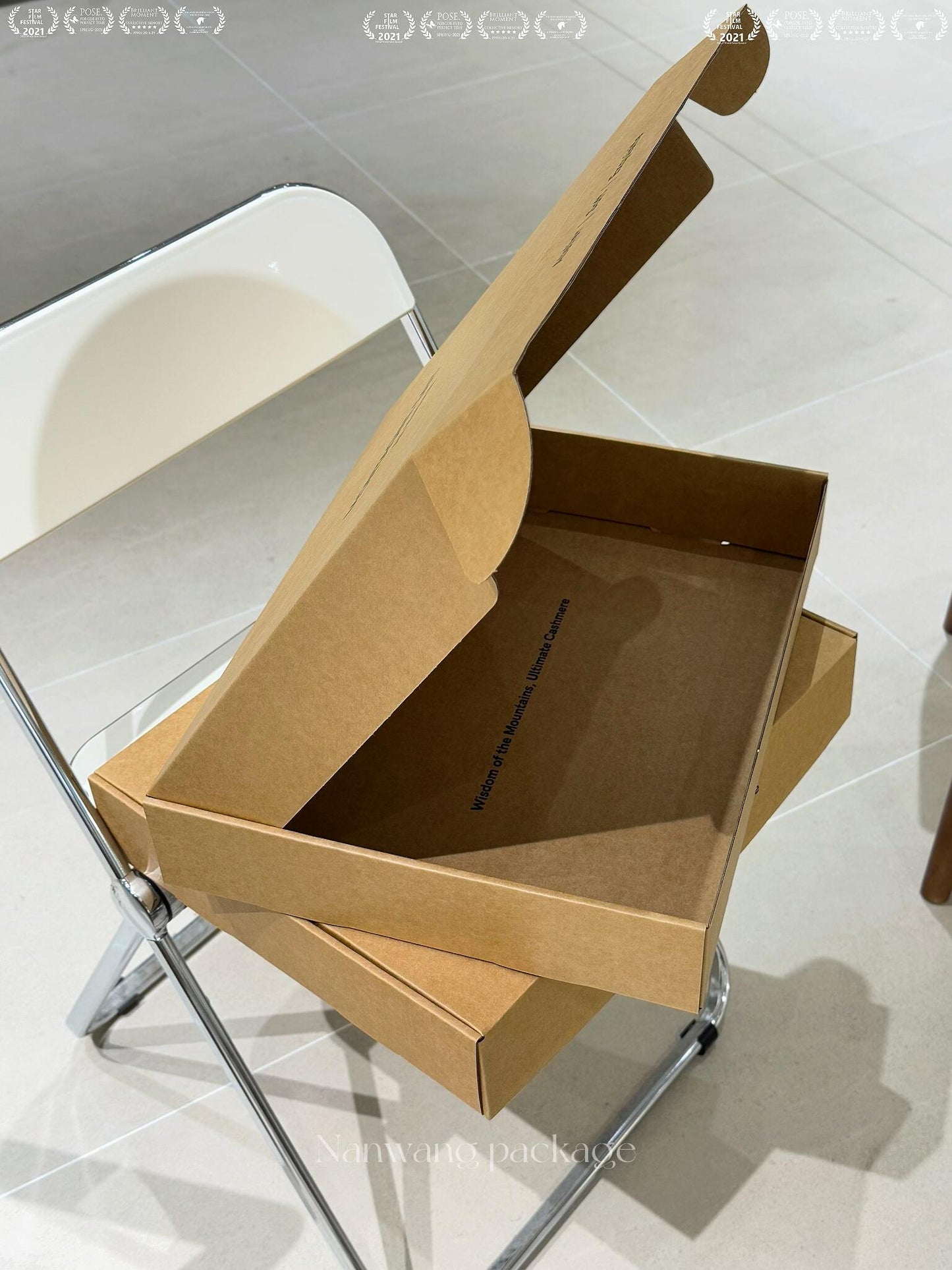 Meika's kraft paper mailer box texture is absolutely amazing!
